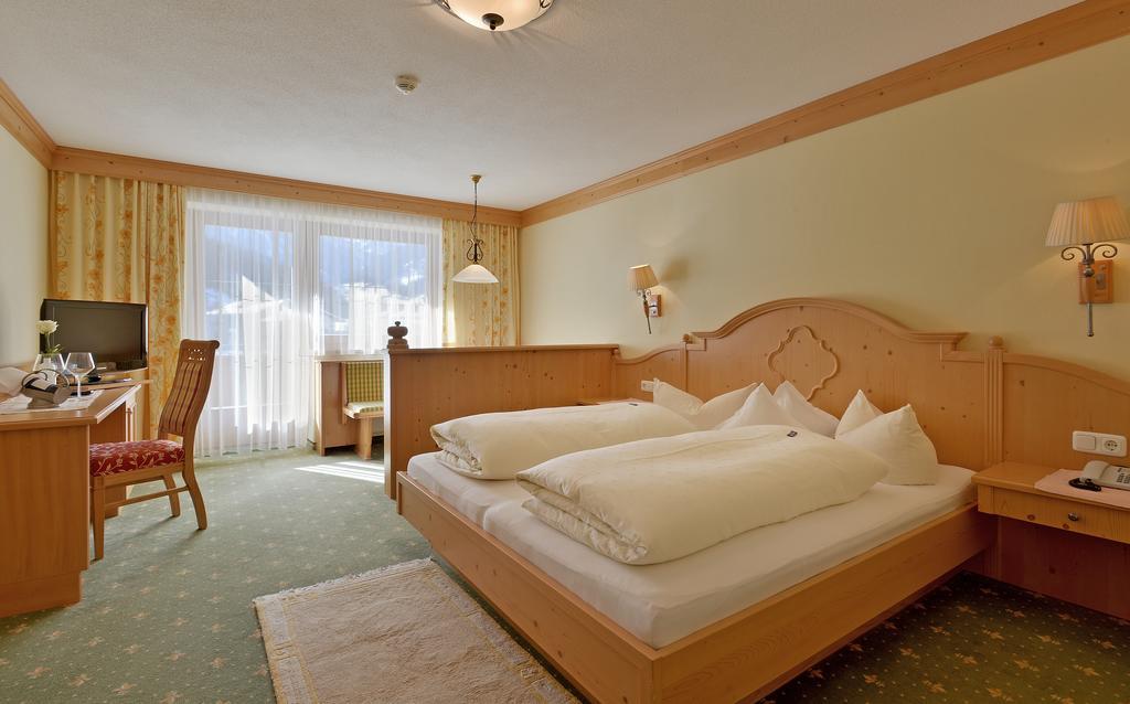 Hotel Laendenhof Superior Mayrhofen Extérieur photo